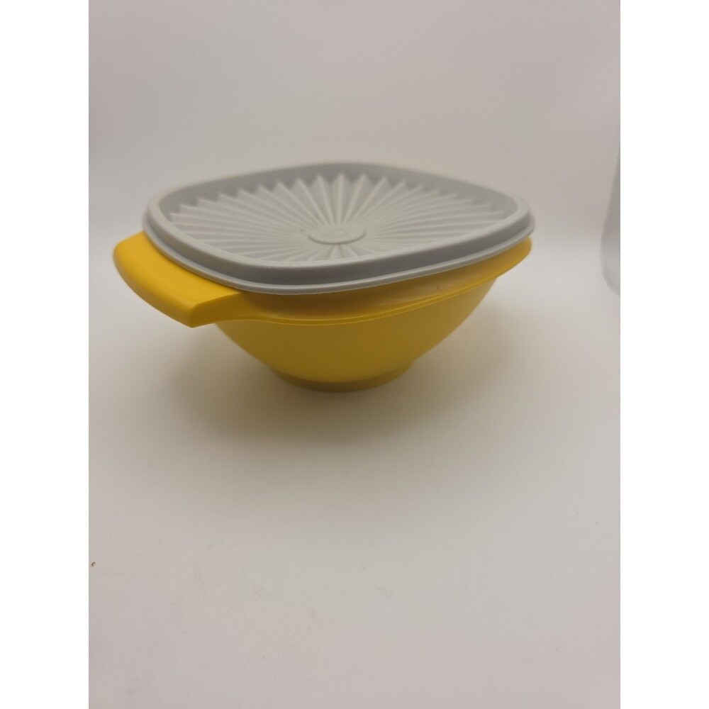 Vintage Tupperware Servalier Yellow Bowl #840-3 Bowl Sunburst Lid #841 Grey Lid